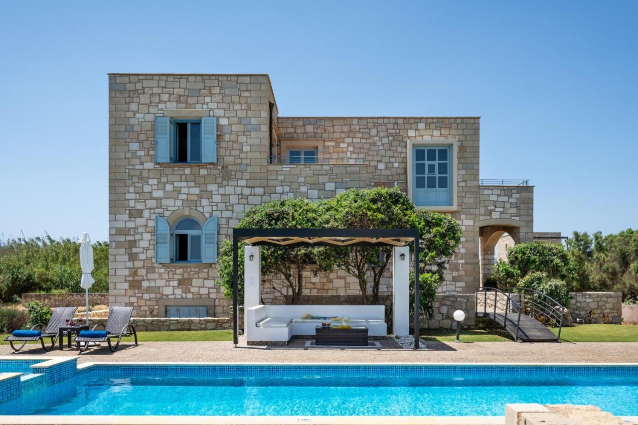 Beachfront Villa Turquoise With Private Pool, Bbq And Ping Pong Table Χανιά Εξωτερικό φωτογραφία